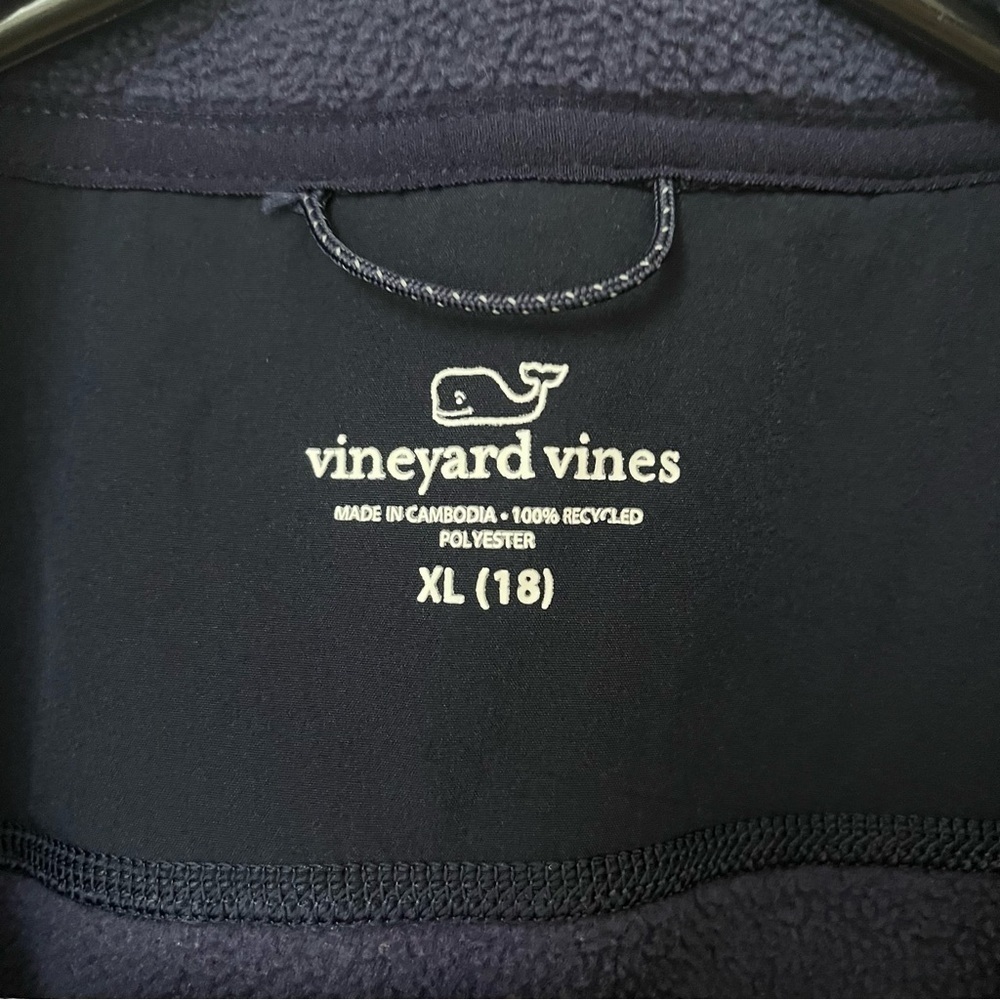 Vineyard Vines Boys XL Navy Blue Fleece Full Zip Vest Whale Logo - Picture 4 of 9